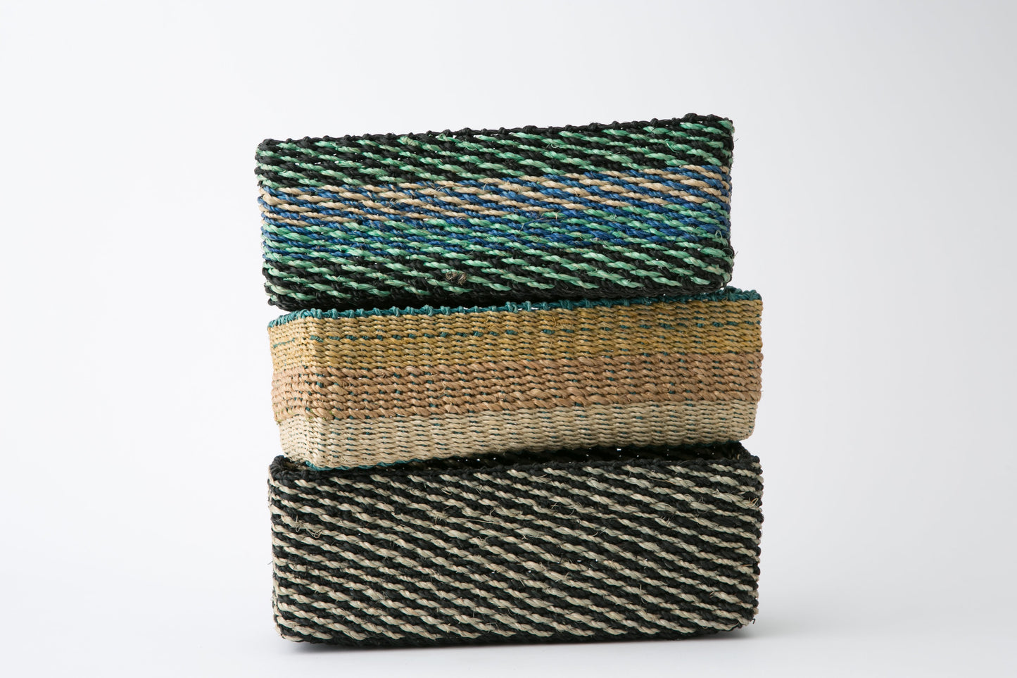 Abaca Storage Tray | Golden brown + Natural
