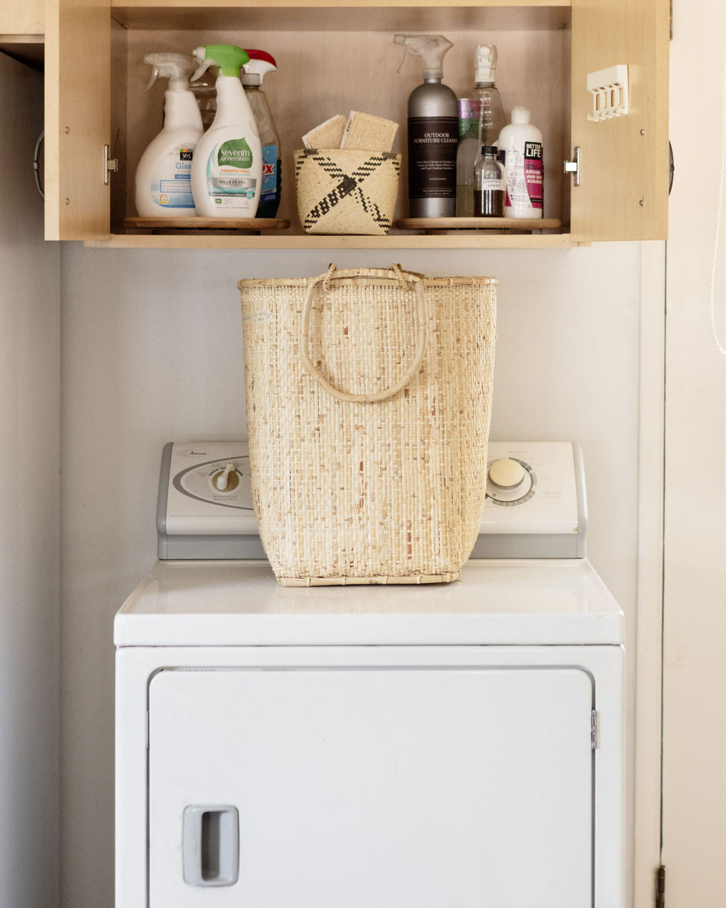 Laundry Basket with Handle